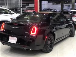 کرایسلەر 300